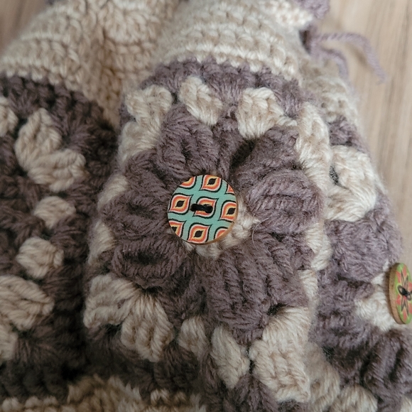 Handmade Crochet Tote - Picture 4 of 8